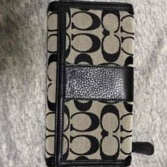 未使用COACH長財布のサムネイル