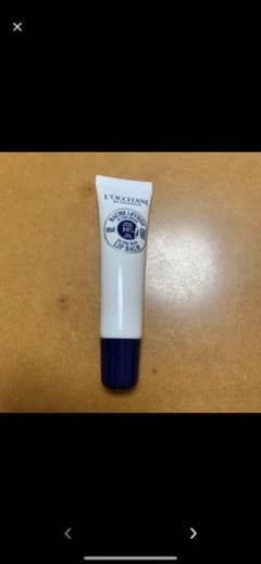【新品未使用】L'OCCITANE シア リップバームのサムネイル