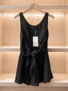 新品 未使用タグ付きrienda リエンダ 黒 ノースリーブ トップスのサムネイル