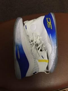 curry 4  under armourのサムネイル