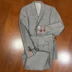 トムブラウン THOM BROWNE. スーツ セットアップのサムネイル
