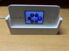 Speed Wi-Fi 5G X12 モバイルルーターとクレードルのサムネイル
