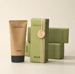 【新品/未使用】BAUM アロマティックハンドクリーム シンフォニーオブツリーのサムネイル