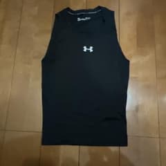 Under Armour ブラック タンクトップのサムネイル