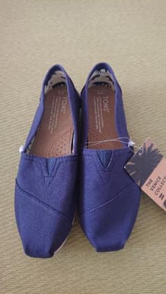 TOMS スリッポン W5のサムネイル