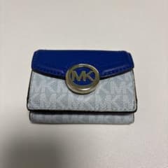 MICHAEL KORS 三つ折り財布 青のサムネイル