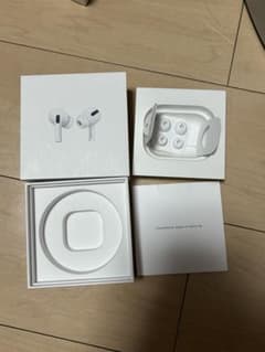 Apple AirPods Pro ケースのみのサムネイル