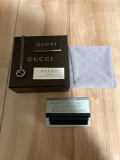 GUCCI インターロッキング シルバー ネックレス ロゴペンダントのサムネイル