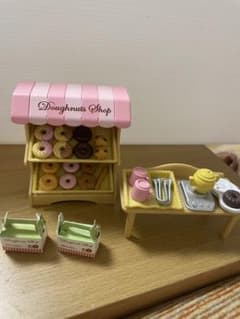 シルバニアファミリー　ドーナツセット　ドーナツ屋さんのサムネイル
