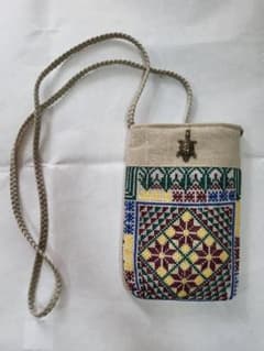 パレスチナ刺繍 サコッシュのサムネイル