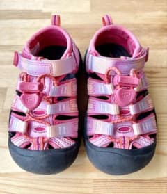 KEEN ピンク & ブラック キッズサンダル ニューポートエイチツー 15cmのサムネイル