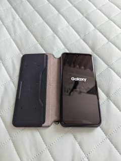Galaxy A30 au SCV43 ブラック　SIMロック解除のサムネイル