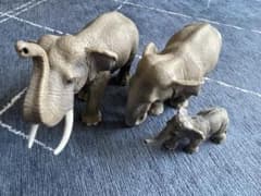 [Schleich]ゾウ フィギュア 3体セット 親子のサムネイル