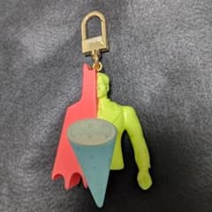 BATMAN DAY 2026 magma KEYCHAIN バットマンの日 - メルカリ