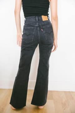 Levi’s  DODO JEAN 70’S ハイウエストフレアデニム ブラックのサムネイル