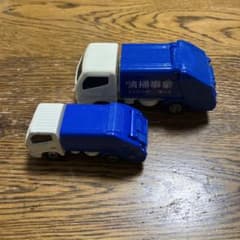 トミカ ダイナ清掃車 ごみ収集車2台セット ミニカー　1台はハッピーセット品