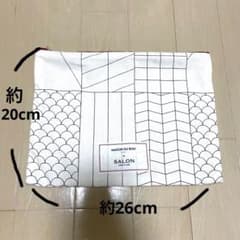 サロンアダムエロペ　ポーチ
