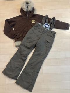 美品！ellesse エレッセ スキーウェア上下セット 160 スノボウェア