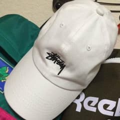 ステューシー 帽子のサムネイル