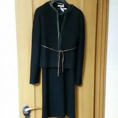 処分価格！！ホメオスタイル　黒スーツのサムネイル