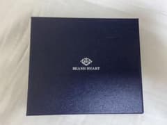《新品》BEAMSHEART 2つ折り財布のサムネイル