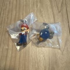 スーパーマリオ めじるしアクセサリー2個セットのサムネイル