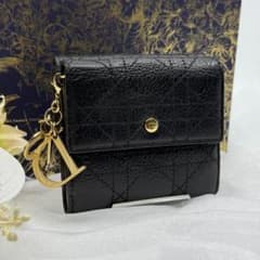 Dior ブラック 二つ折り財布 キルティング - メルカリ