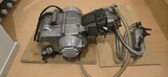 モンキー エンジン Z50JE 12V 88cc キタコヘッド オイルクーラーのサムネイル