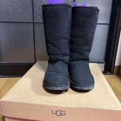 UGG ブラック ムートンブーツ ロングのサムネイル