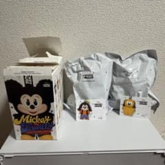 ⭐️POP MART Mickey Family ⭐️グーフィー&プルートセット！のサムネイル