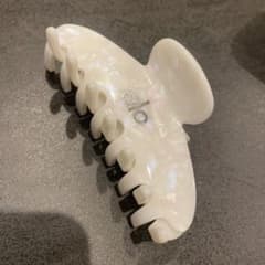 alo yoga ヘアクリップ ホワイト Alo Yoga white acrylic illusion hair clip | eBay