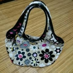 美品シンクビーのバックのサムネイル