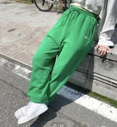 WHO'S WHO gallery  ワンマイルスウェットパンツ（値下げ価格）のサムネイル