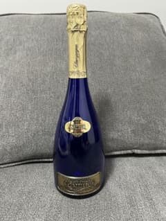 Cattier サファイアブルー　シャンパン　空き瓶