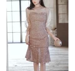 ★80%OFF《新品未使用/Sサイズ》スパンコールパーティードレスのサムネイル