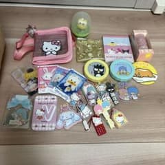 サンリオキャラクターズ　グッズセットのサムネイル