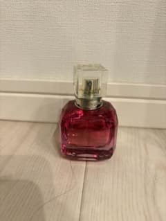 YSL モンパリオーデパルファムのサムネイル