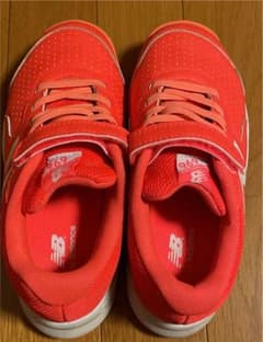 newbalance   キッズテニス用シューズのサムネイル