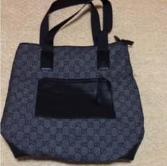 GUCCI グッチのサムネイル