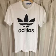 【大人気】adidas ロゴTシャツのサムネイル