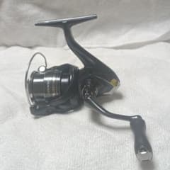 SHIMANO MIRAVEL C2000S スピニングリール 本体①のサムネイル