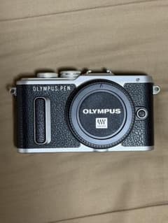 OLYMPUS PEN E-PL8 ミラーレス一眼　ブラックのサムネイル