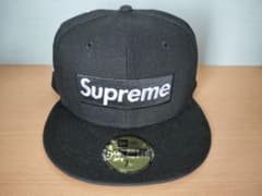 Supreme New Era ヤンキース ボックスロゴ キャップ 7 5/8のサムネイル