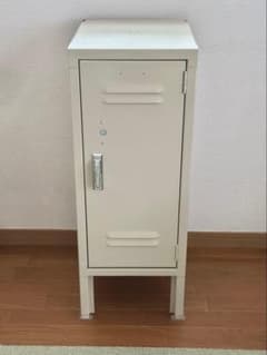 【美品】LYON　HALF LOCKER　アイボリー　ハーフロッカー　PFSのサムネイル