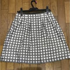 くらら様専用❗️23区 スカート  40 美品のサムネイル