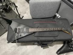 Charvel CRR-068 エレキギター ランディVタイプ 本体 - メルカリ