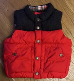 babyGAP ダウンベスト 80 12〜18マンス　赤・グレー キッズのサムネイル