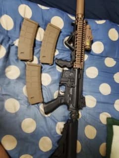 (トトロ様専用)東京マルイ製 次世代電動ガン CQB-R MK18風カスタムのサムネイル
