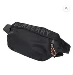 BURBERRY ブラック ボディバッグのサムネイル