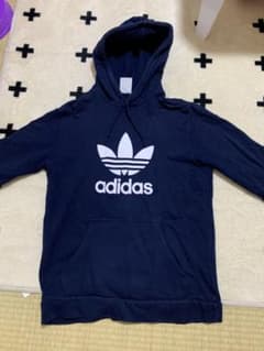 adidas パーカーのサムネイル